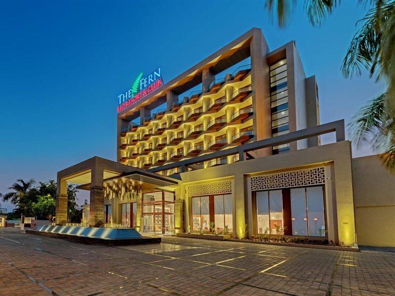 Leo Resorts Junagadh Exterior photo