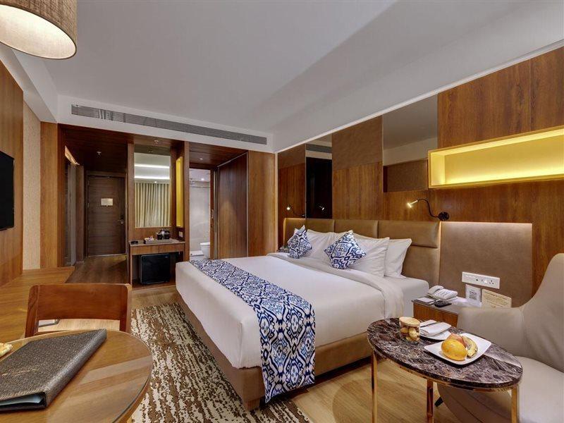 Leo Resorts Junagadh Exterior photo